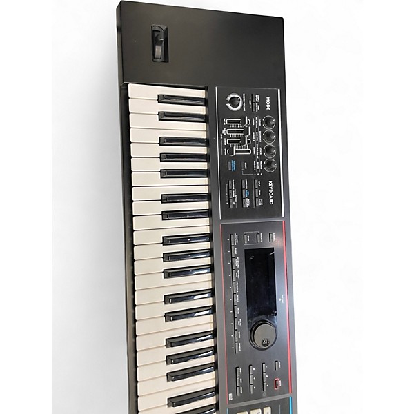 Used Roland JUNO-DS 61 Synthesizer - Image 3