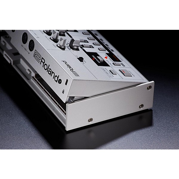 Roland TB-03 Boutique Bass Line - Image 5