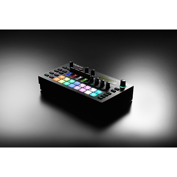 Roland MC-101 GROOVEBOX - Image 7